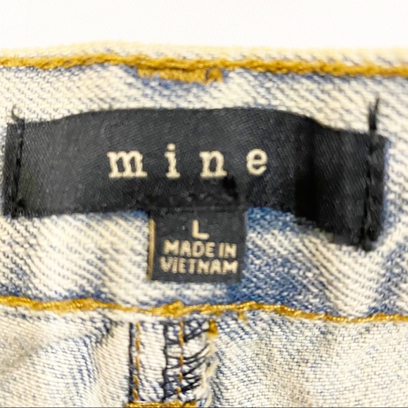NWOT Mine - Distressed Jean Shorts - Picture 9 of 11